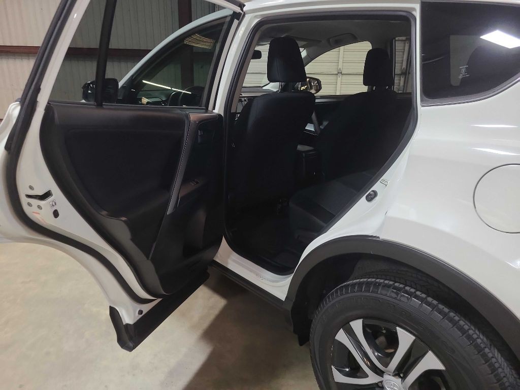 2018 Toyota Rav4 Image 22