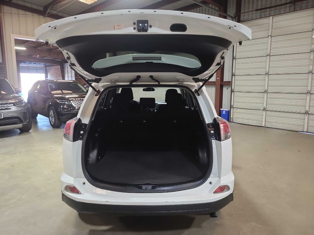 2018 Toyota Rav4 Image 25