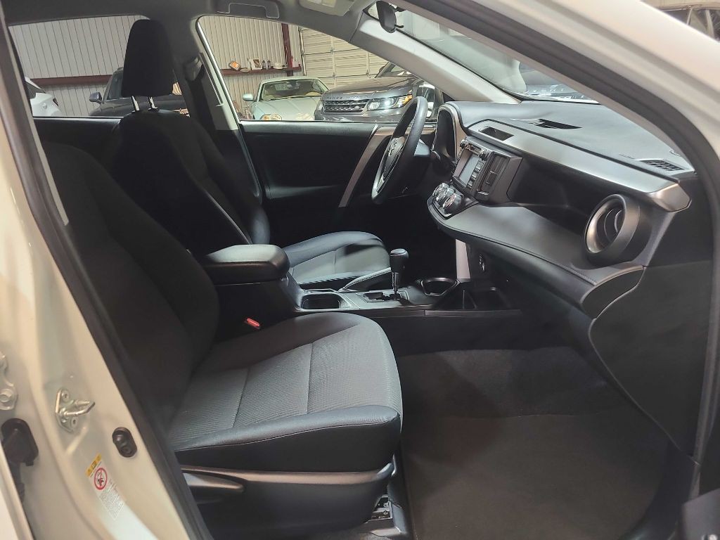 2018 Toyota Rav4 Image 29