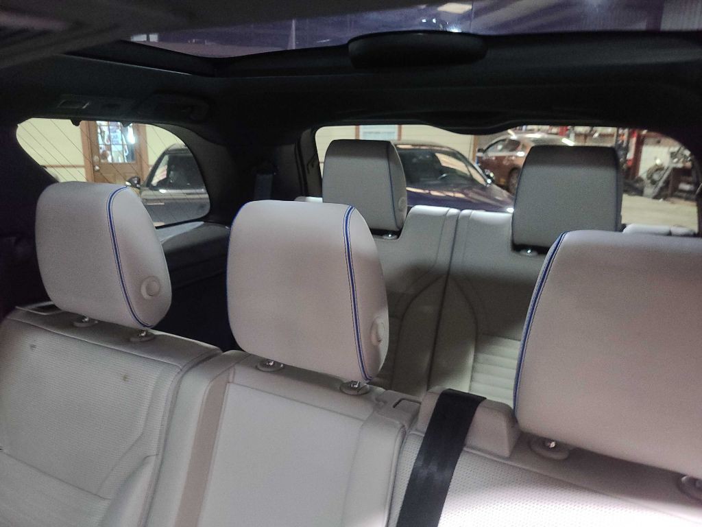 2020 Land Rover Discovery Image 29