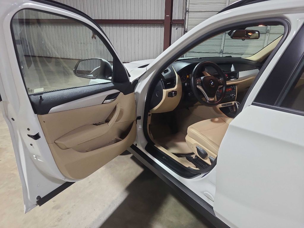 2014 BMW X1 Image 20