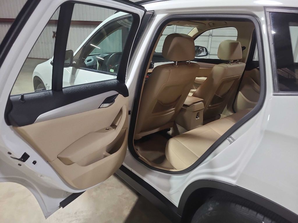 2014 BMW X1 Image 22