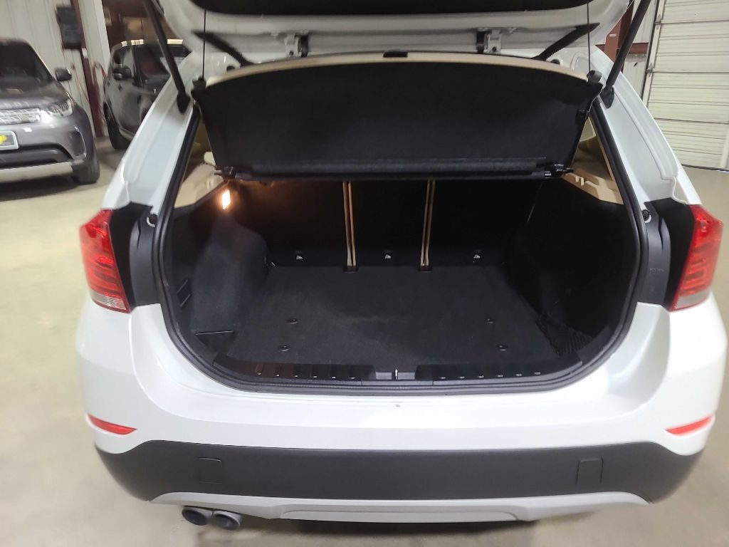 2014 BMW X1 Image 24