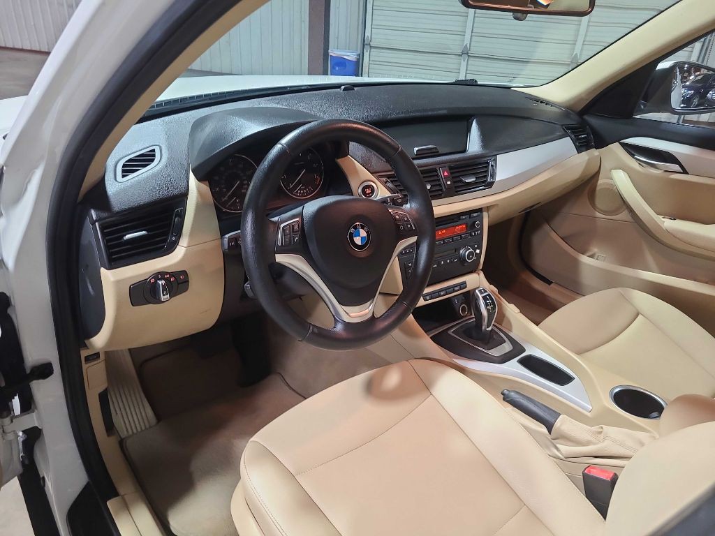 2014 BMW X1 Image 32