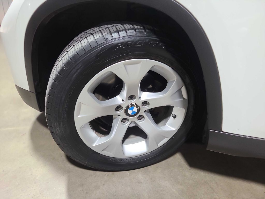 2014 BMW X1 Image 41