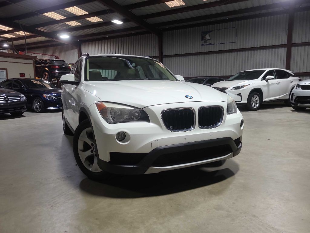 2014 BMW X1 Image 1