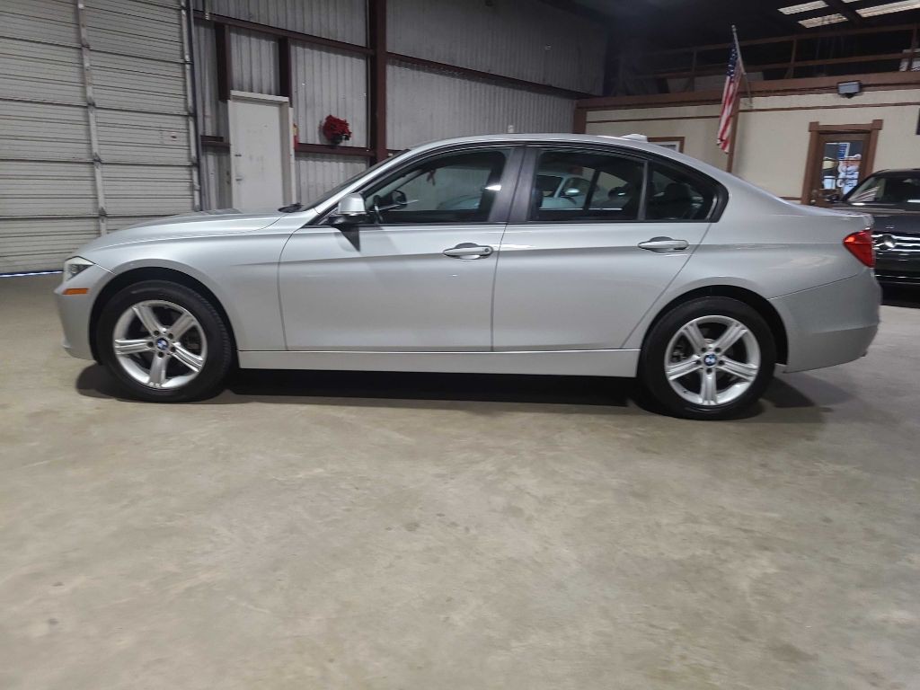 2015 BMW 3 Series Image 13