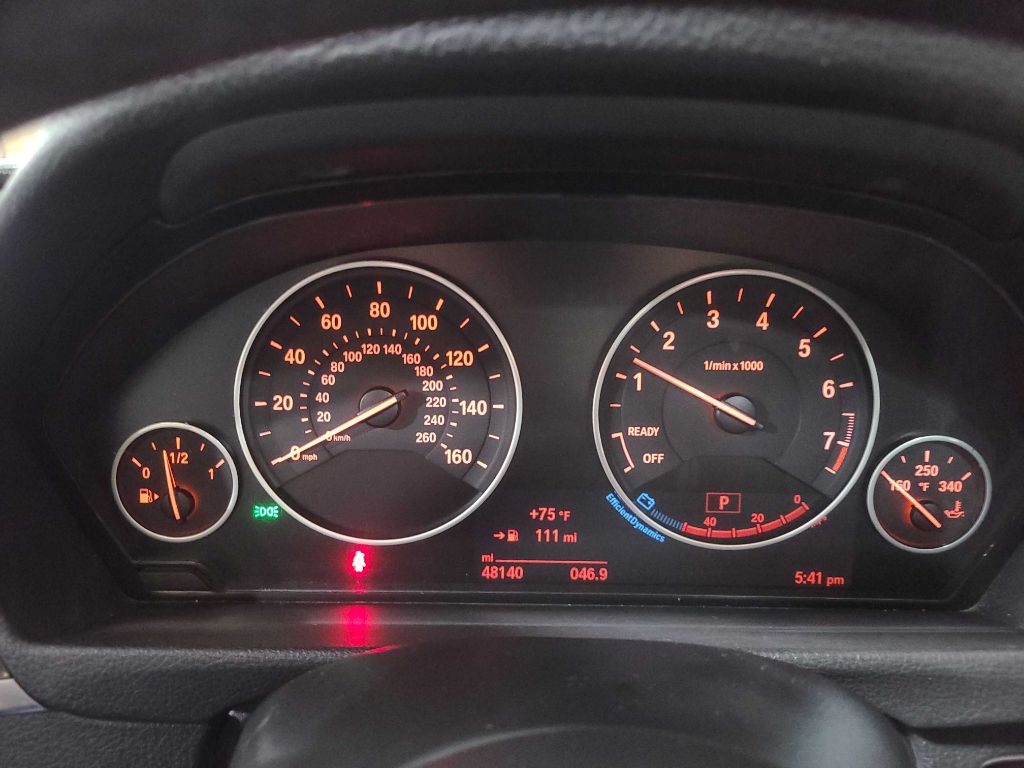 2015 BMW 3 Series Image 35