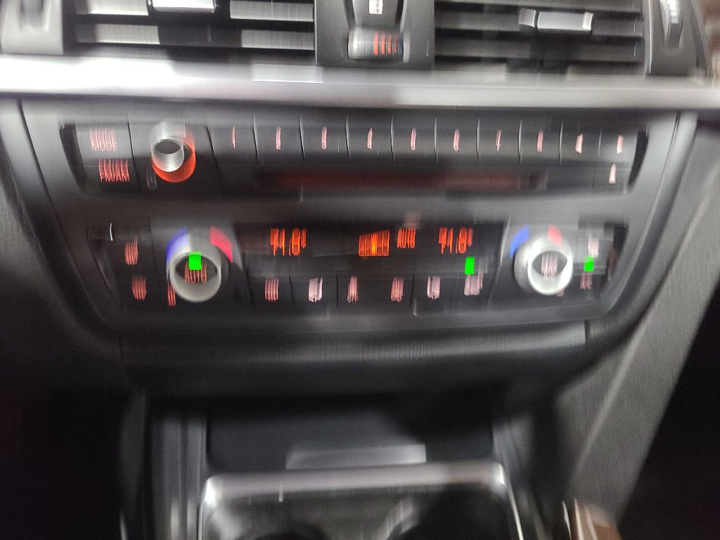 2015 BMW 3 Series Image 37