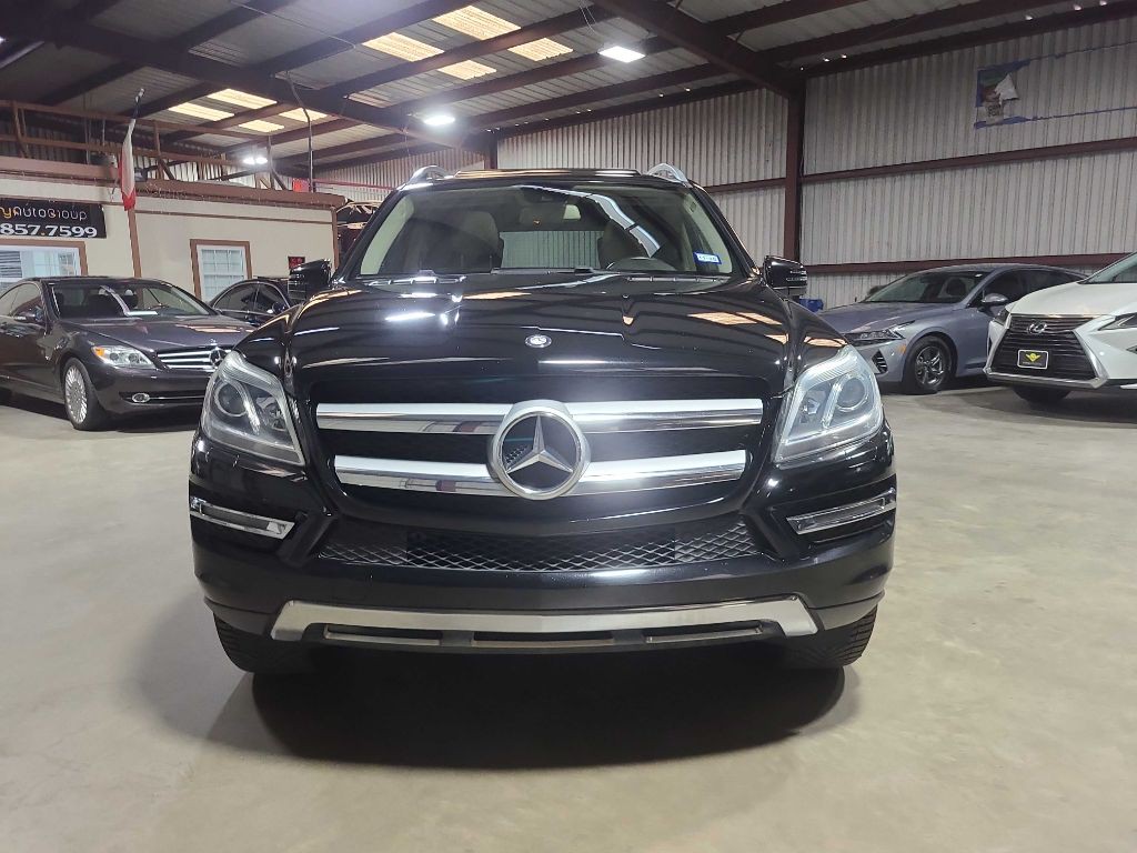 2015 Mercedes-Benz GL-Class Image 17