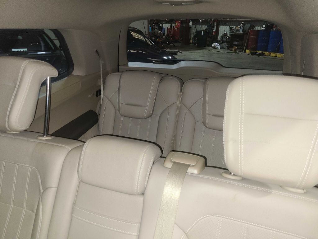 2015 Mercedes-Benz GL-Class Image 27