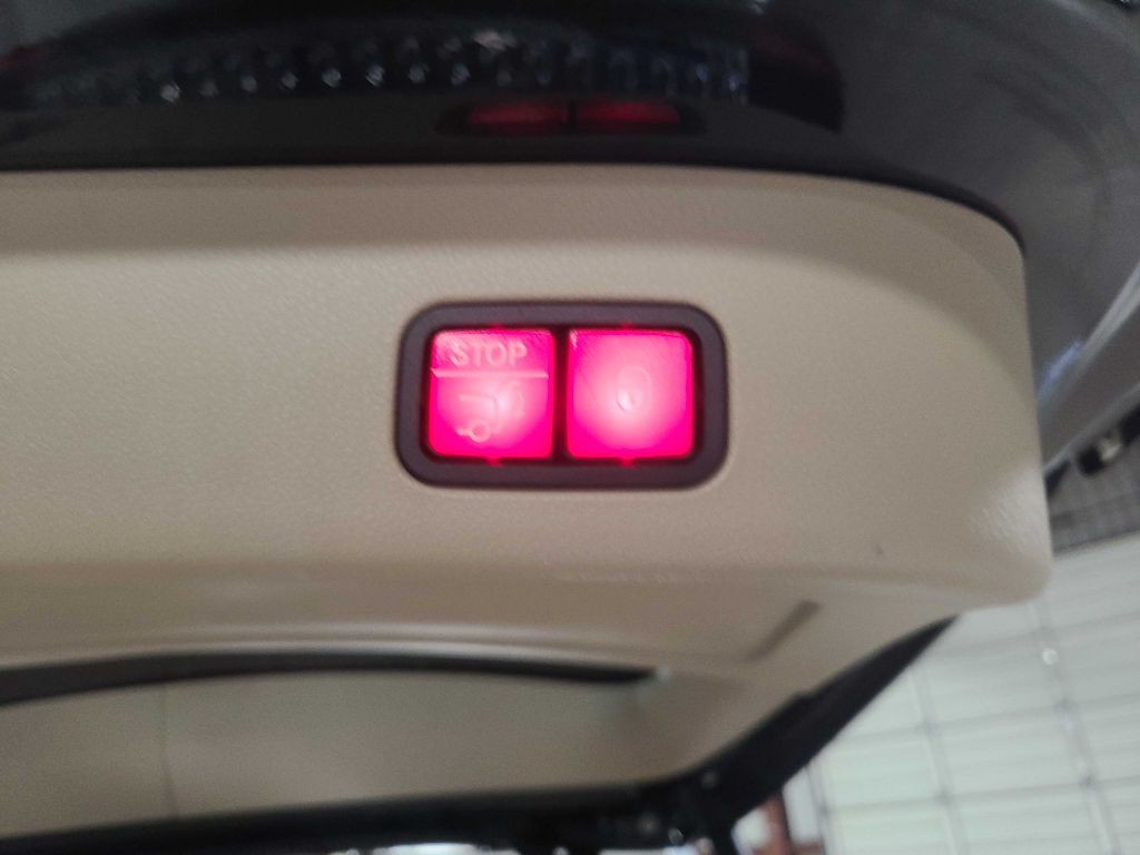 2015 Mercedes-Benz GL-Class Image 28