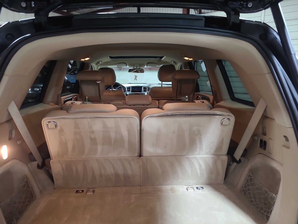 2015 Mercedes-Benz GL-Class Image 31