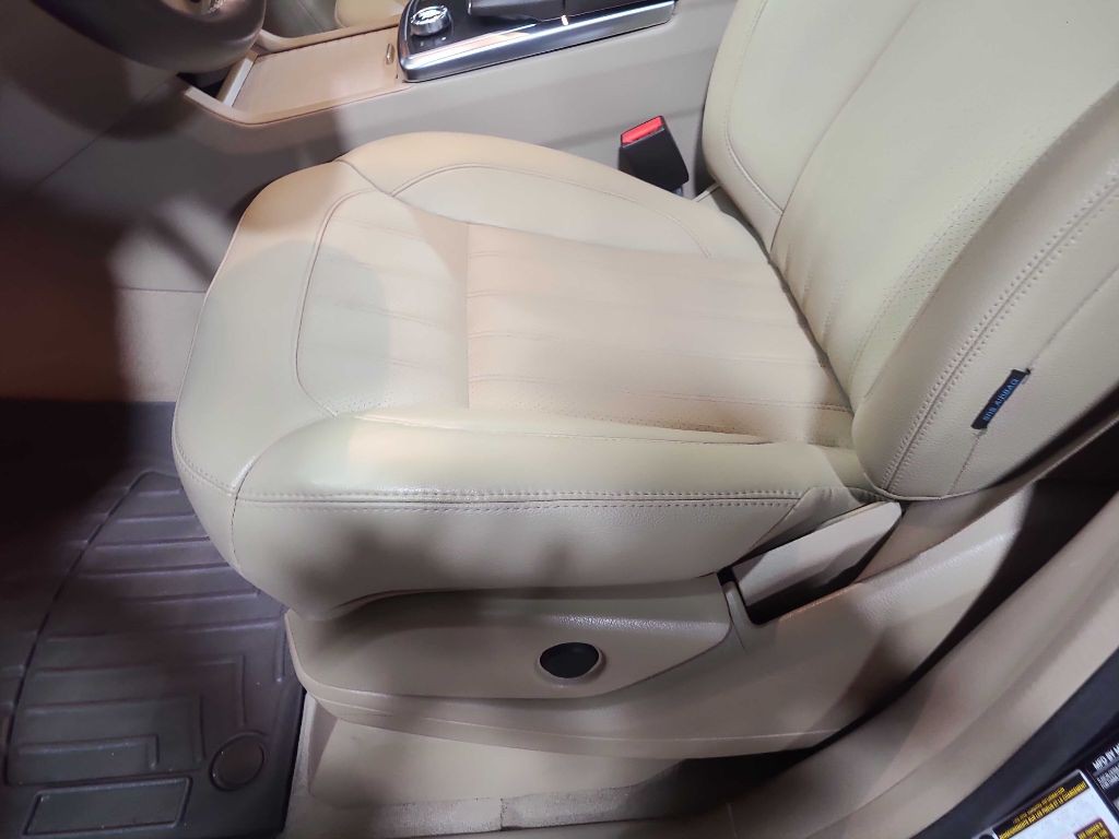 2015 Mercedes-Benz GL-Class Image 38