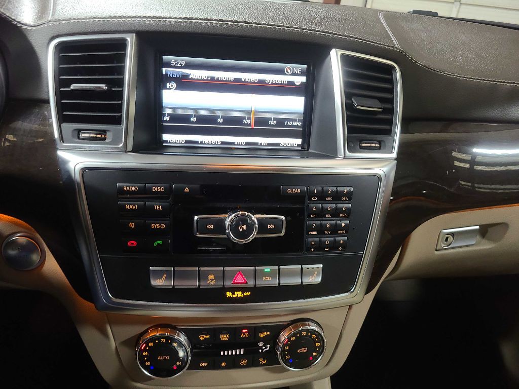 2015 Mercedes-Benz GL-Class Image 39