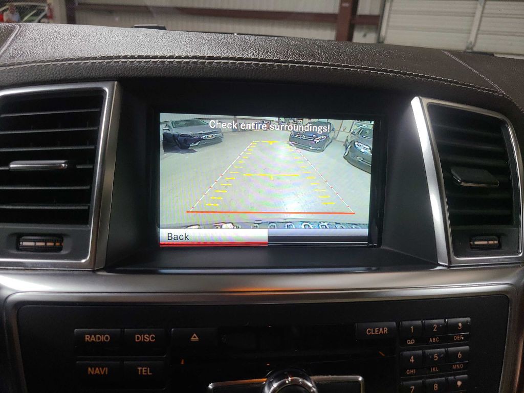 2015 Mercedes-Benz GL-Class Image 47