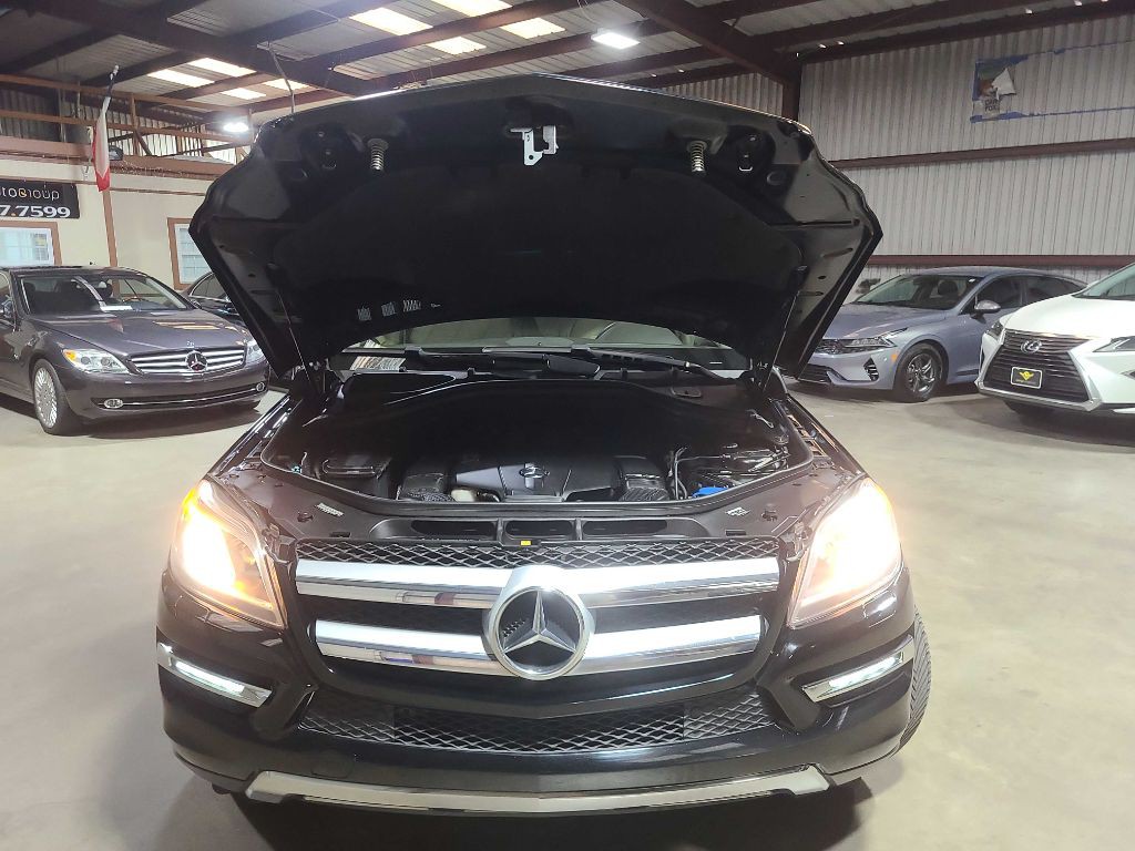 2015 Mercedes-Benz GL-Class Image 52