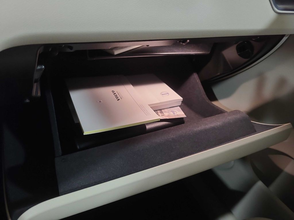 2019 Volvo XC60 Image 45