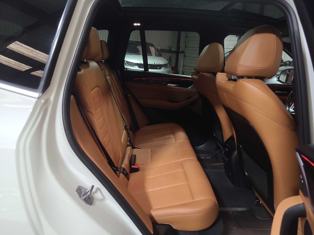 2018 BMW X3 Image 32