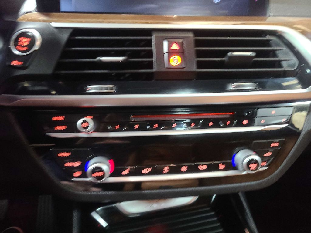 2018 BMW X3 Image 40