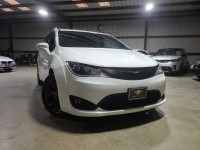 Image for 2018 Chrysler Pacifica Touring L ID: 7257205