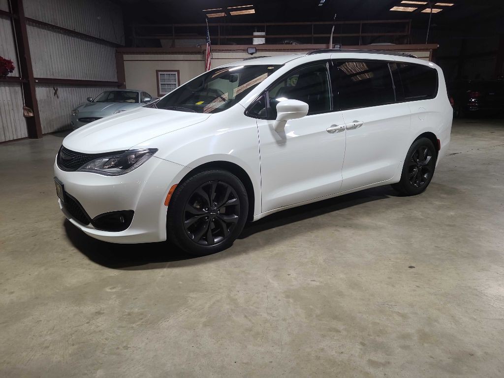 2018 Chrysler Pacifica Image 14