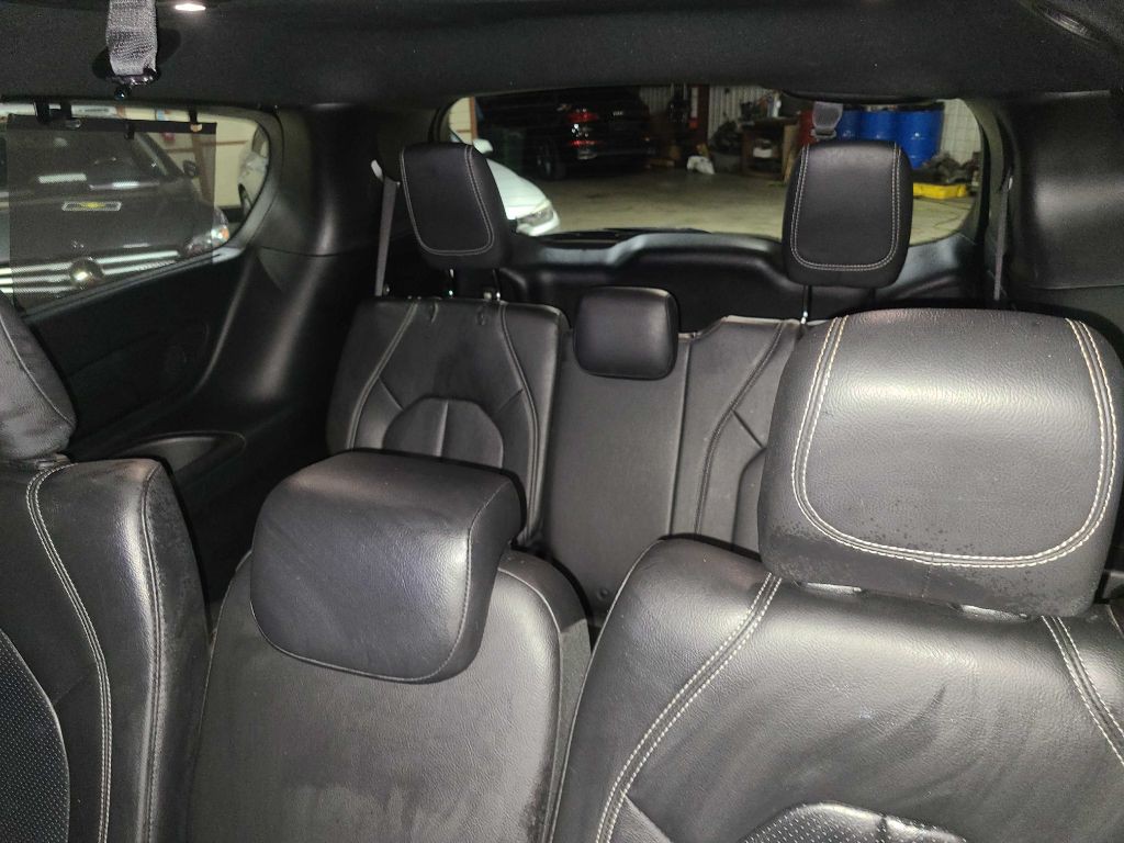 2018 Chrysler Pacifica Image 24