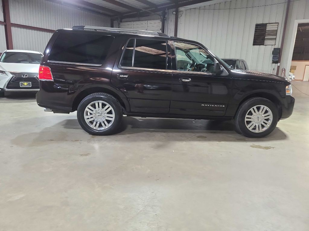 2013 Lincoln Navigator Image 6