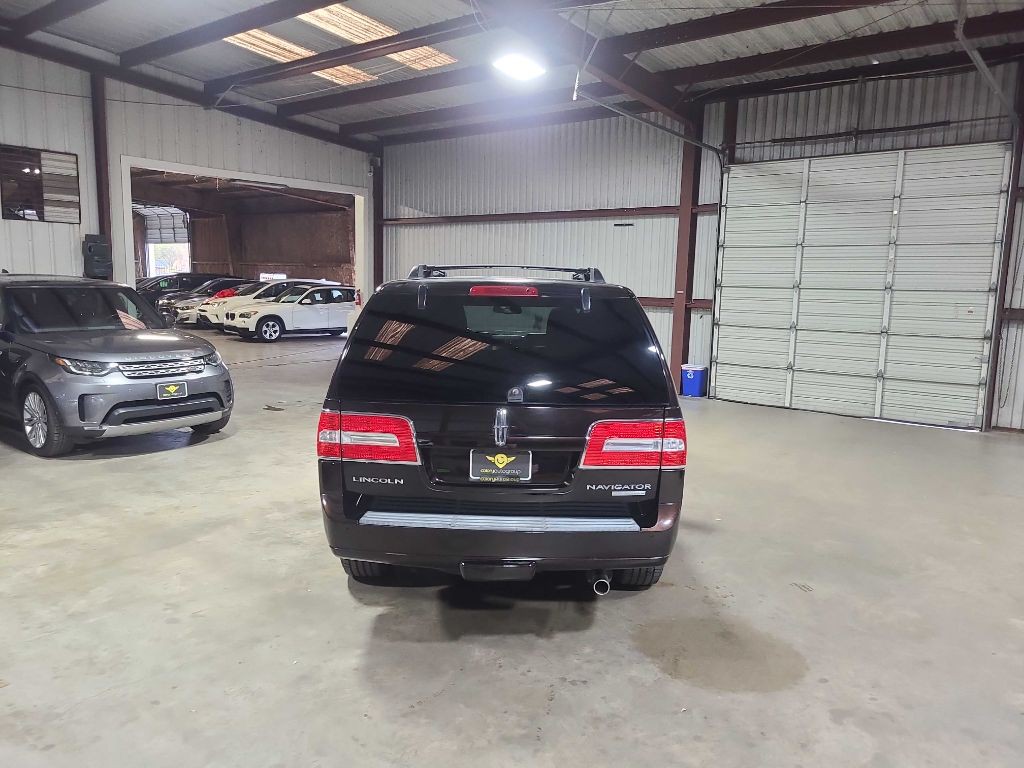 2013 Lincoln Navigator Image 20