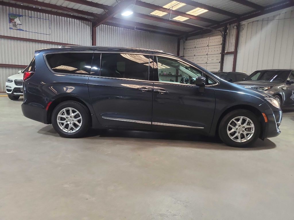 2020 Chrysler Pacifica Image 6
