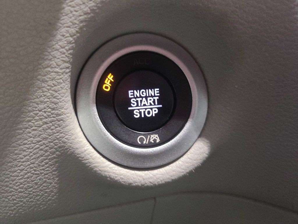 2020 Chrysler Pacifica Image 36