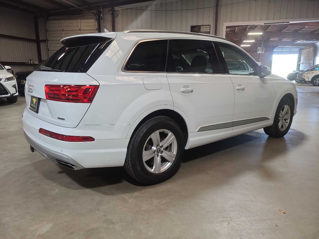 2018 Audi Q7 Image 8