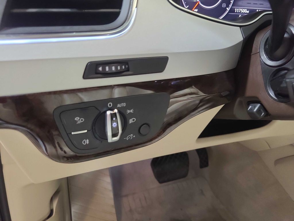 2018 Audi Q7 Image 37