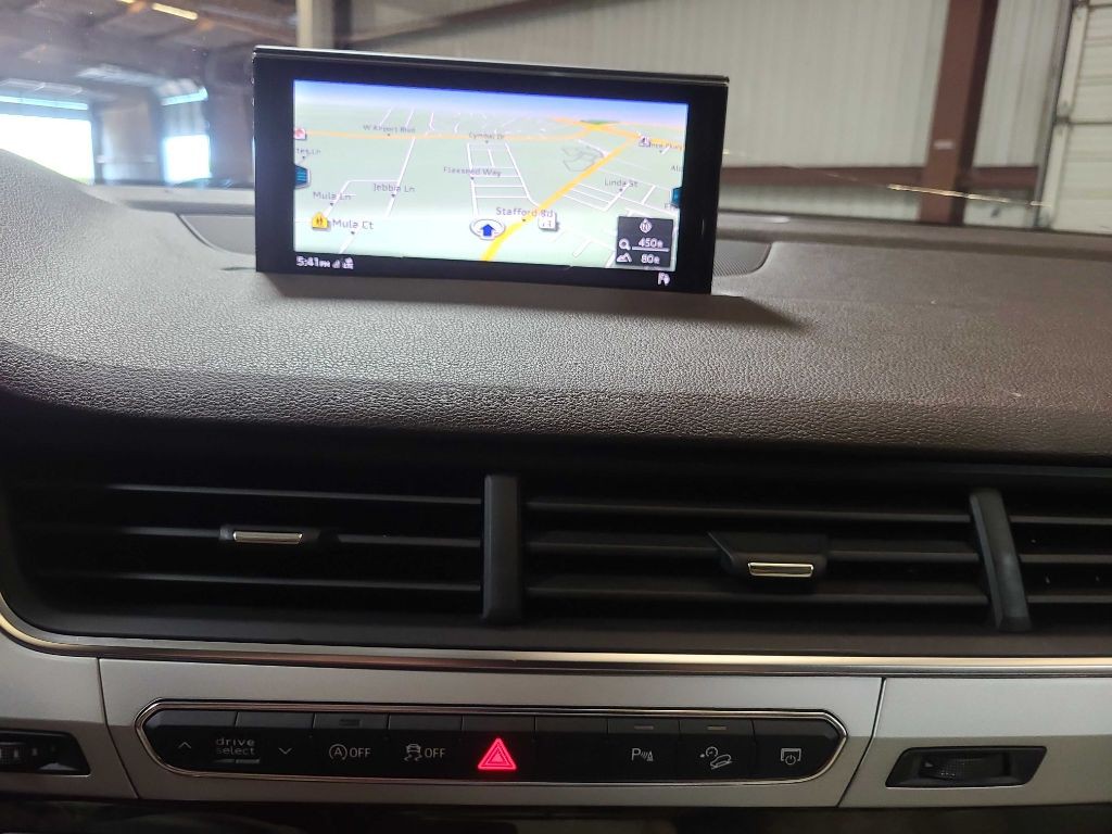 2018 Audi Q7 Image 40