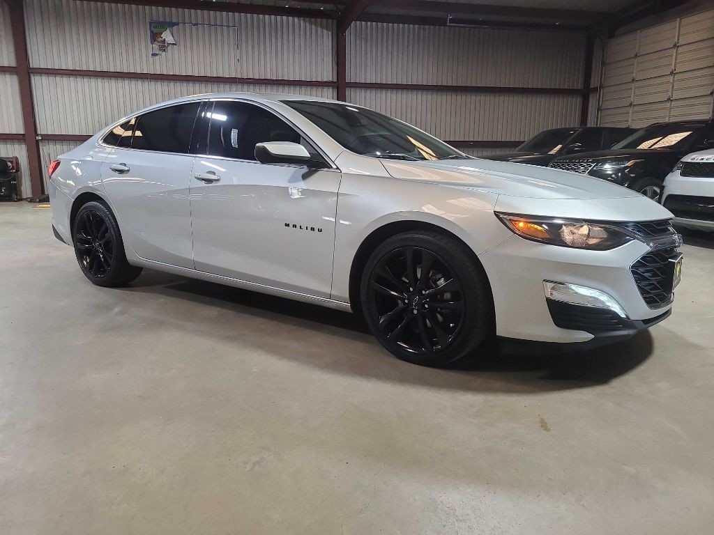 2022 Chevrolet Malibu Image 4
