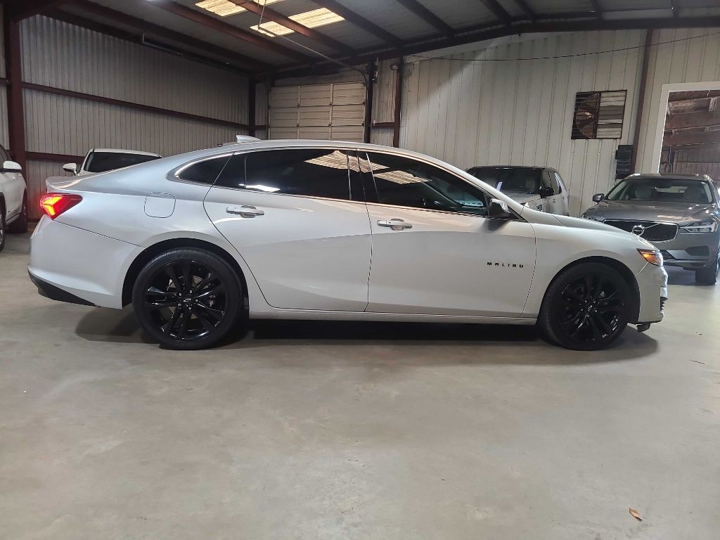 2022 Chevrolet Malibu Image 7