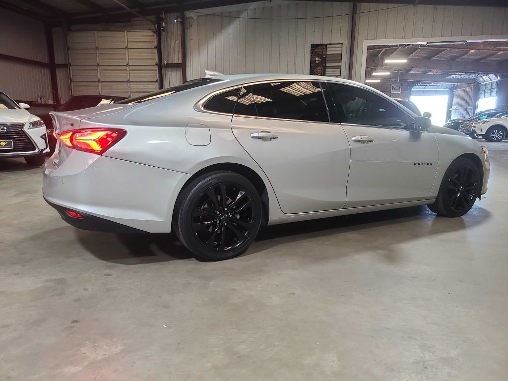 2022 Chevrolet Malibu Image 8