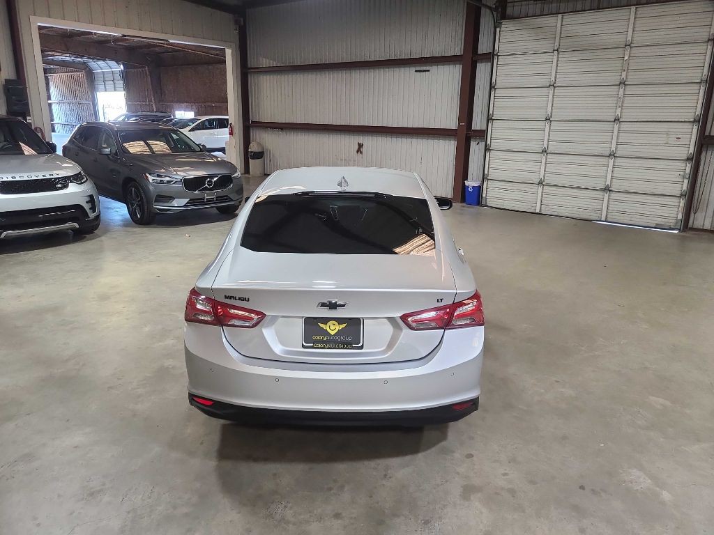 2022 Chevrolet Malibu Image 21