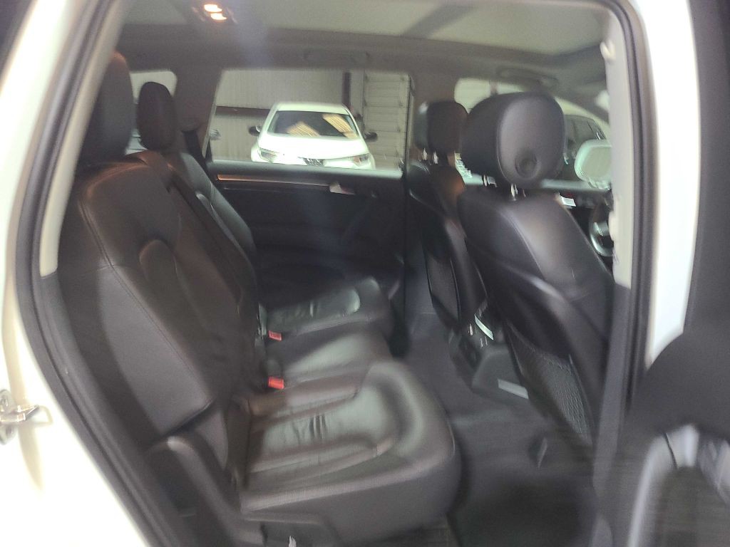 2013 Audi Q7 Image 32