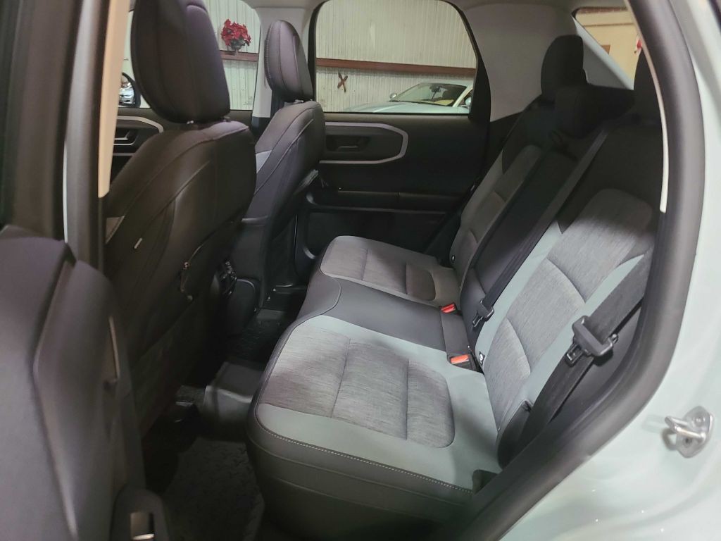 2021 Ford Bronco Image 24