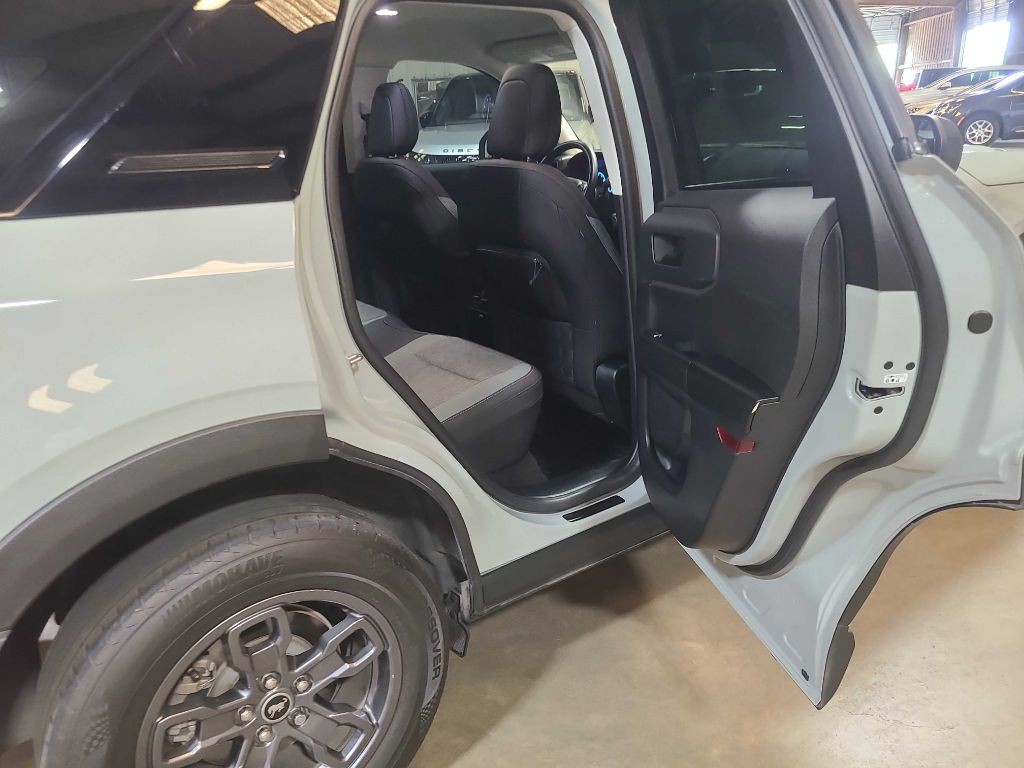 2021 Ford Bronco Image 26