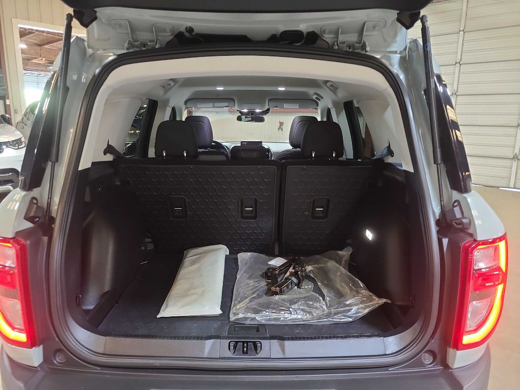 2021 Ford Bronco Image 27