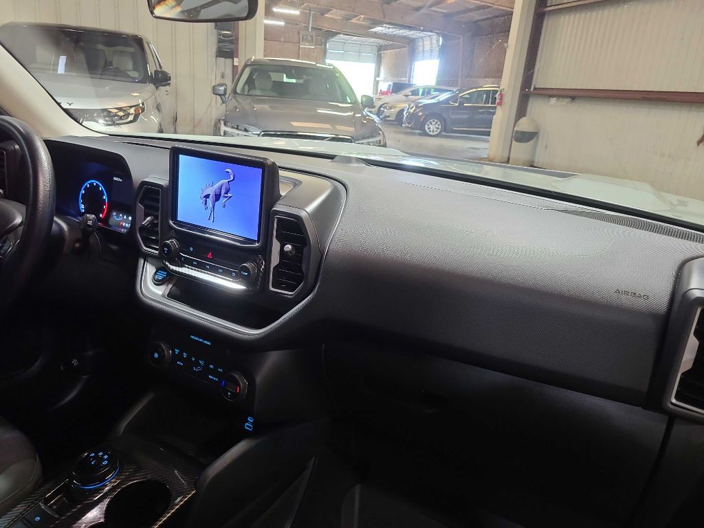 2021 Ford Bronco Image 32