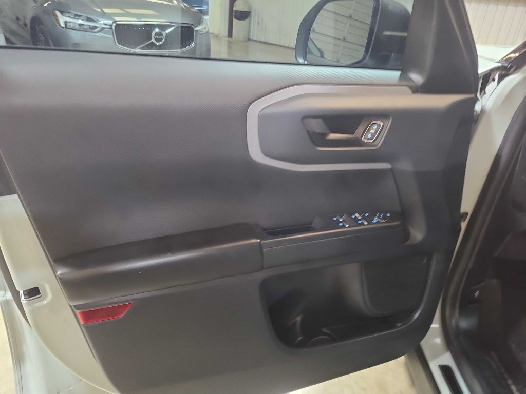 2021 Ford Bronco Image 34