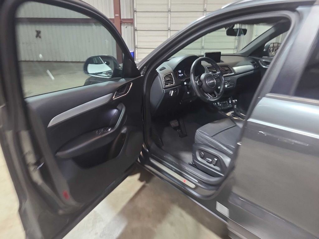2018 Audi Q3 Image 24