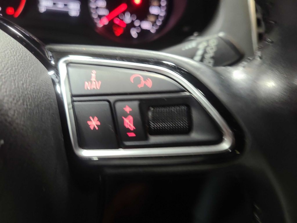 2018 Audi Q3 Image 44