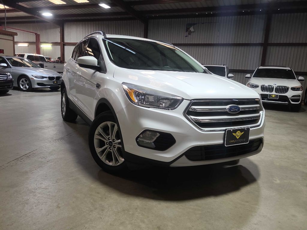 2018 Ford Escape Image 2