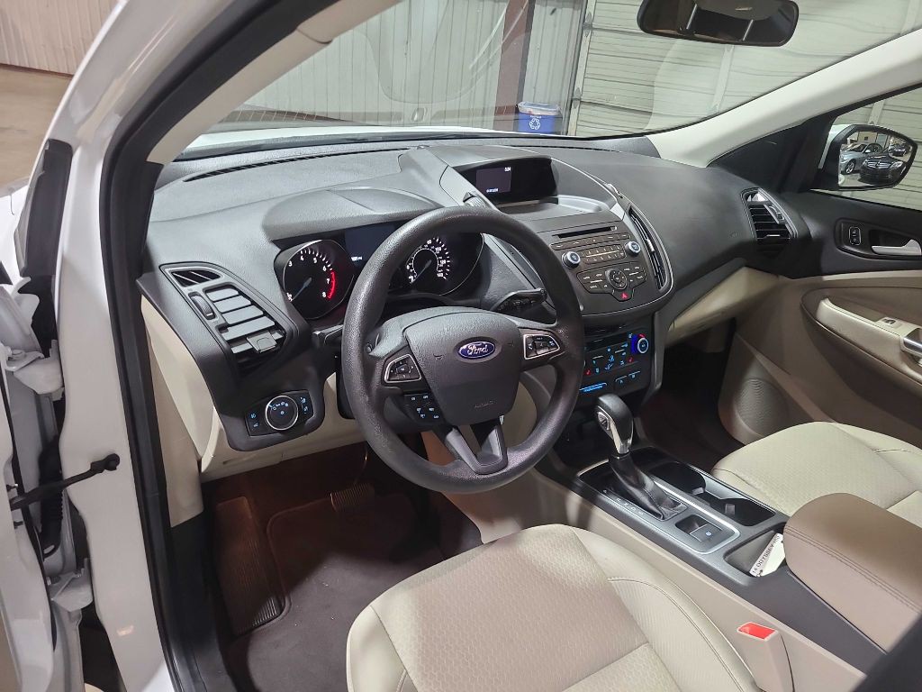 2018 Ford Escape Image 32