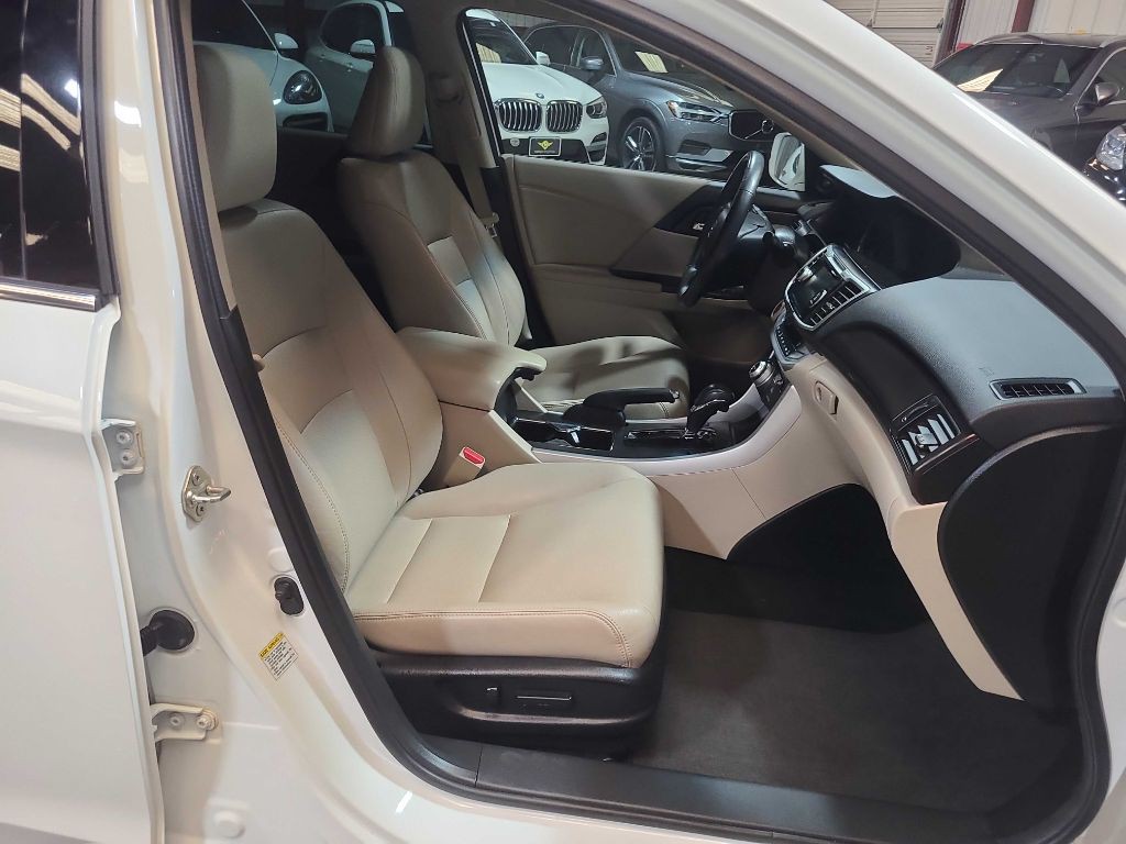 2014 Honda Accord Image 29