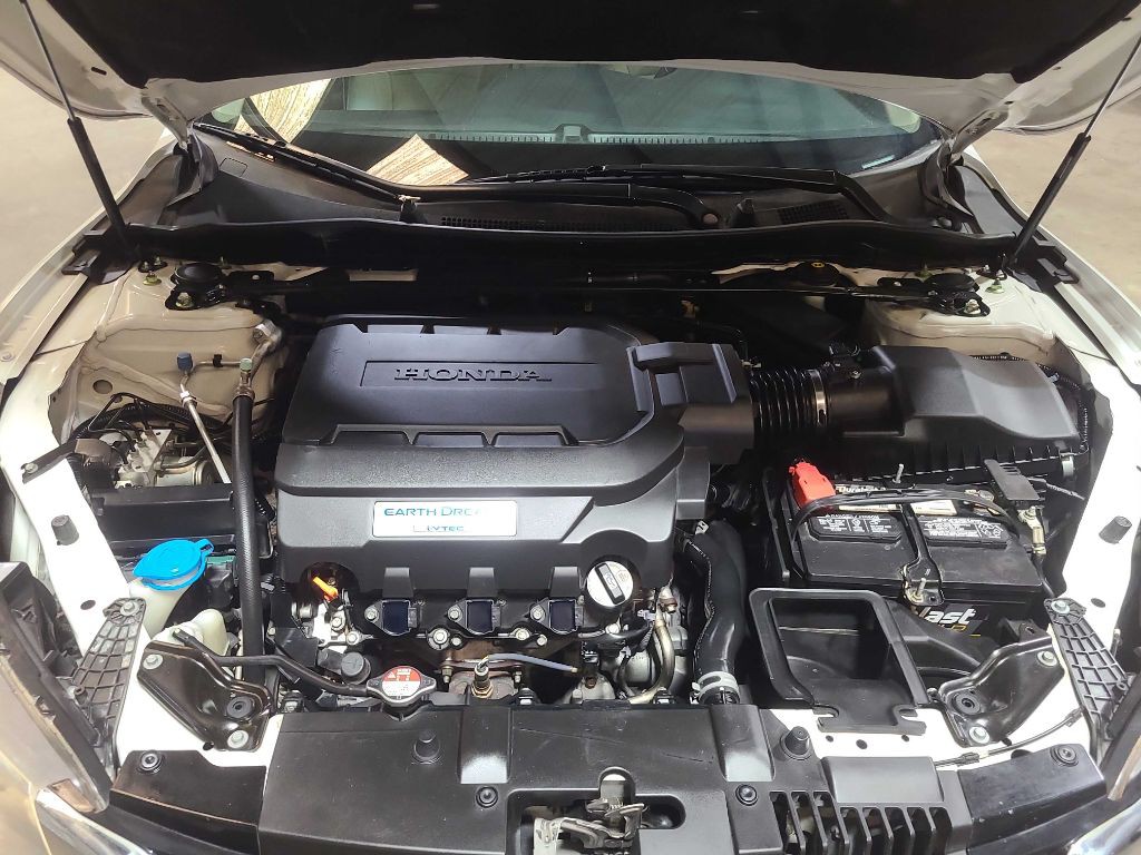 2014 Honda Accord Image 60